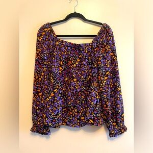 Women’s Fashion top, size L